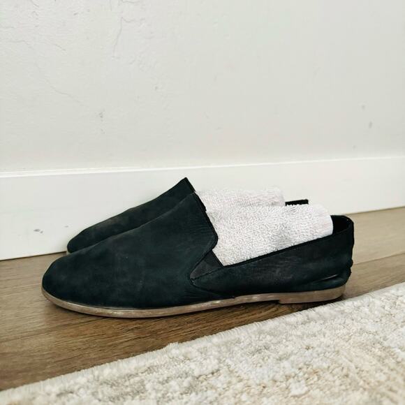 Lucky Brand Charsa black Leather Flats woman’s 8 - Picture 1 of 10